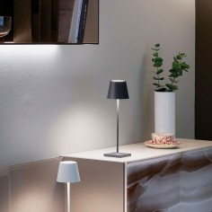 Lampe de Table LED Rechargeable Poldina Pro - Bleue - Zafferano 2