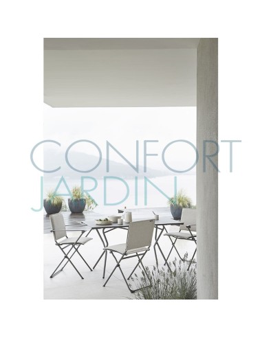 ANYTIME - fauteuil - LAFUMA - Confort Jardin - Issambres - © Pierrick Verny 