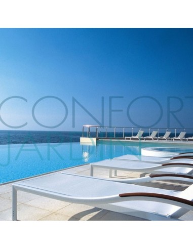 Bain de soleil Première - accoudoirs en teck - EGO - Confort Jardin - Issambres