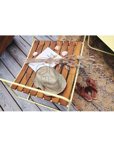 Fauteuil bas en teck - SURPRISING - FERMOB