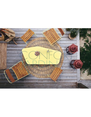 Fauteuil bas en teck - SURPRISING - FERMOB